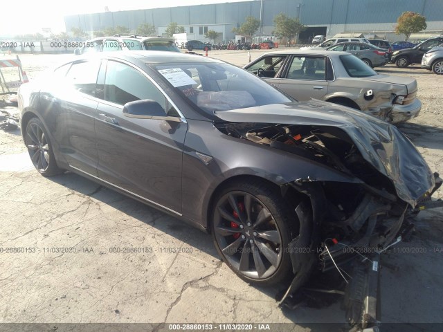 Tesla Model s (2015)