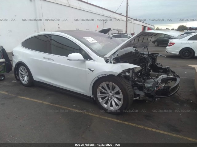 Tesla Model x (2020)
