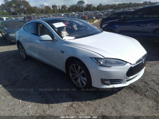 Tesla Model s (2015)