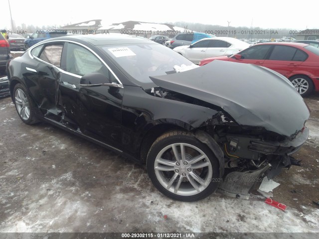 Tesla Model s (2015)