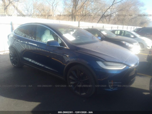 Tesla Model x (2020)