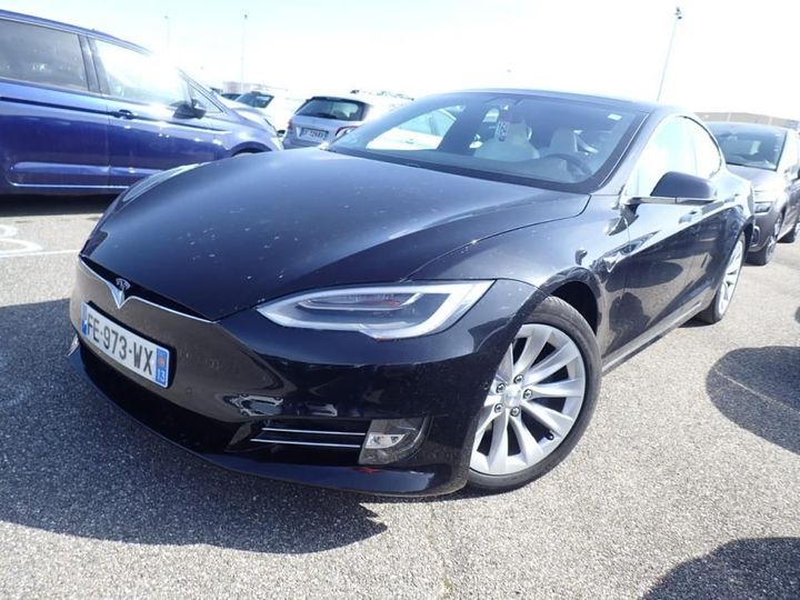 Tesla Model s (2019)