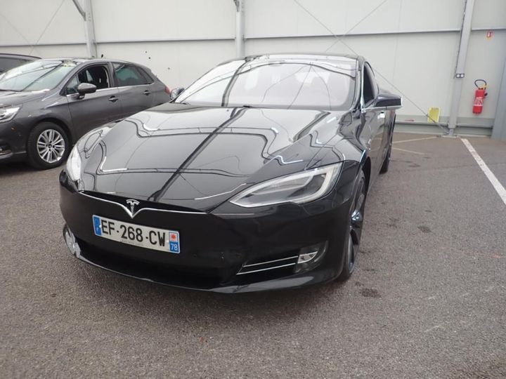 Tesla Model s (2016)