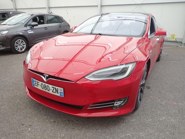 Tesla Model s (2016)
