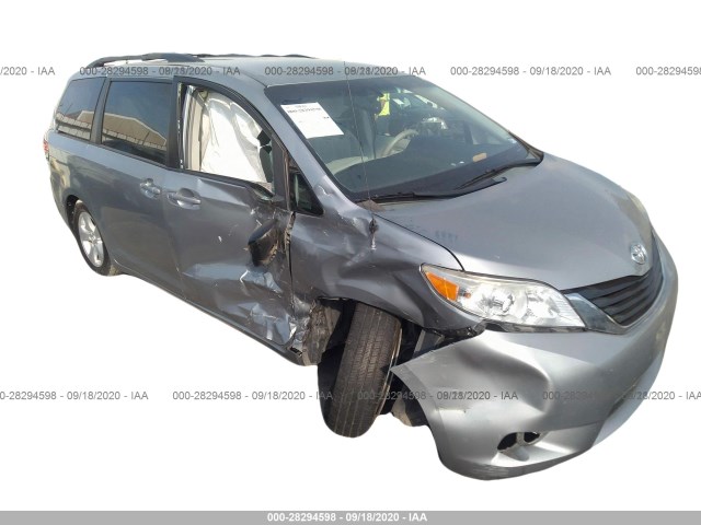 Toyota Sienna (2013)