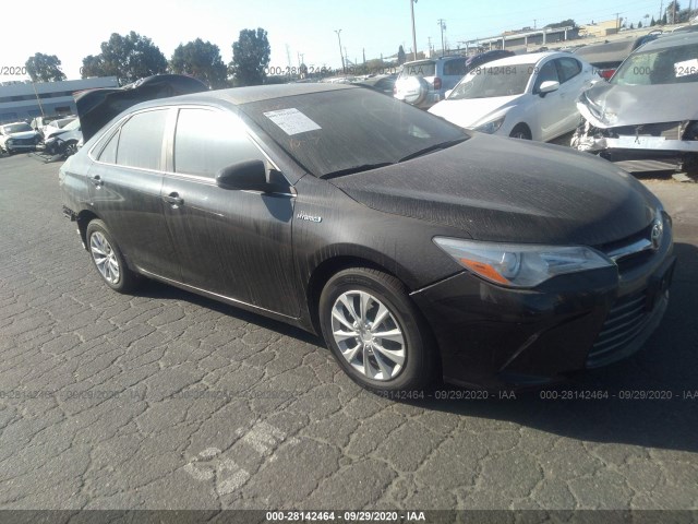 Toyota Camry hybrid (2015)