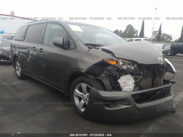 Toyota Sienna (2011)