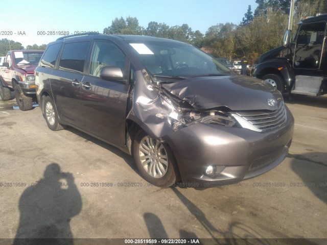 Toyota Sienna (2016)
