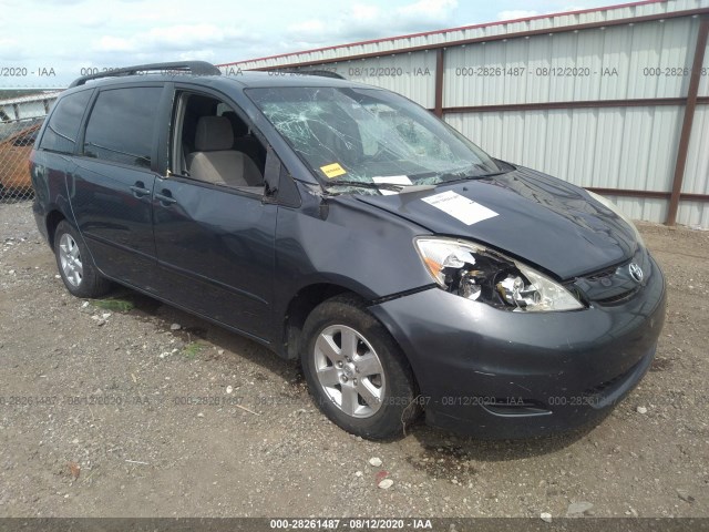 Toyota Sienna (2010)