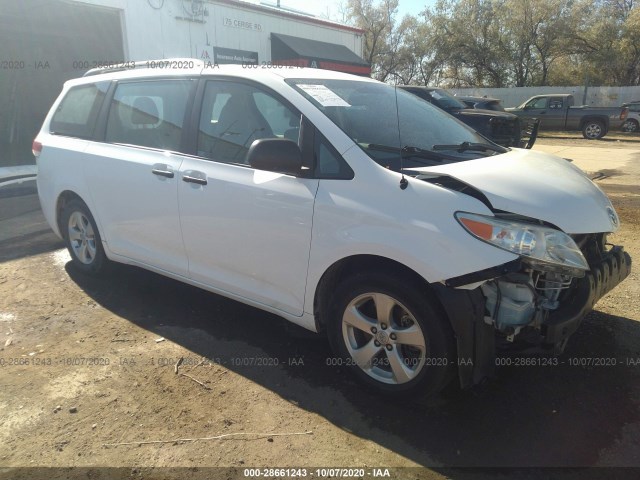 Toyota Sienna (2012)