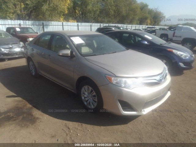 Toyota Camry hybrid (2014)