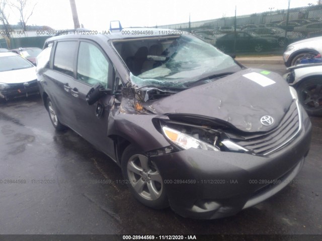 Toyota Sienna (2015)