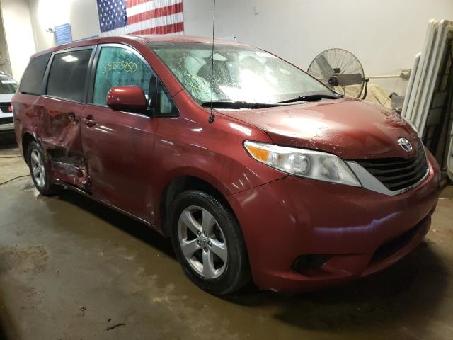 Toyota Sienna bas (2012)