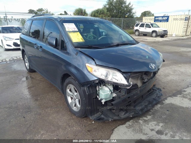 Toyota Sienna (2014)