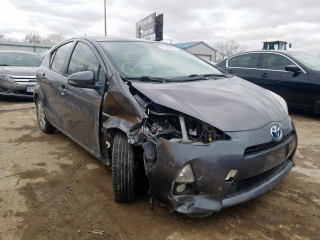 Toyota Prius c (2013)