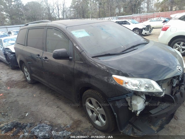 Toyota Sienna (2015)