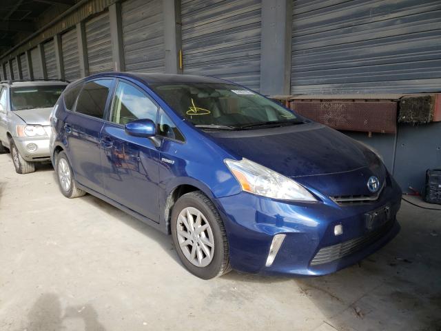 Toyota Prius v (2014)