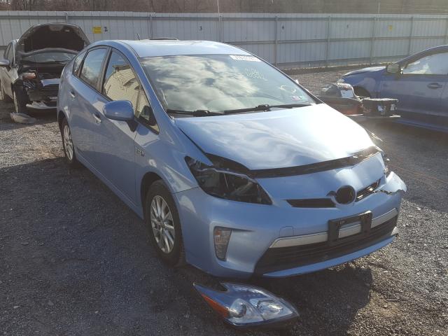 Toyota Prius plug (2014)