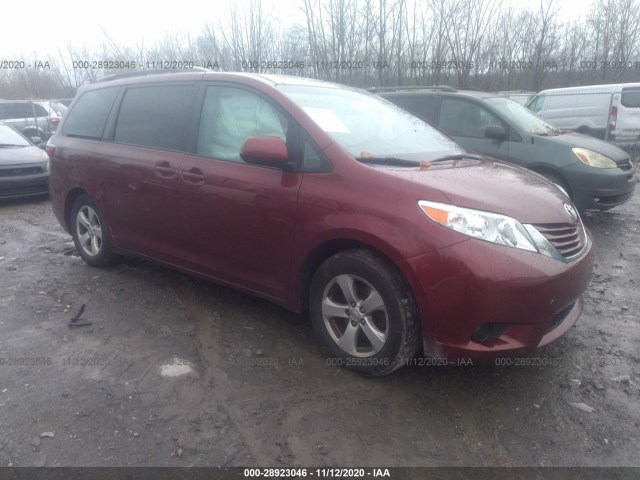 Toyota Sienna (2015)