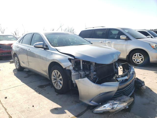 Toyota Camry hybr (2016)