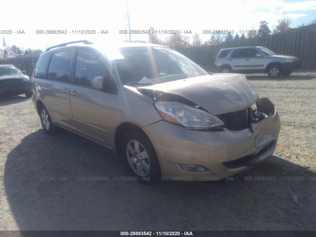 Toyota Sienna (2010)