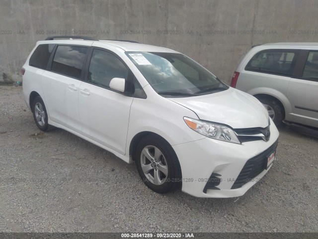 Toyota Sienna (2018)