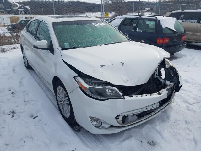 Toyota Avalon hyb (2013)