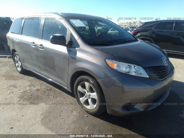 Toyota Sienna (2016)