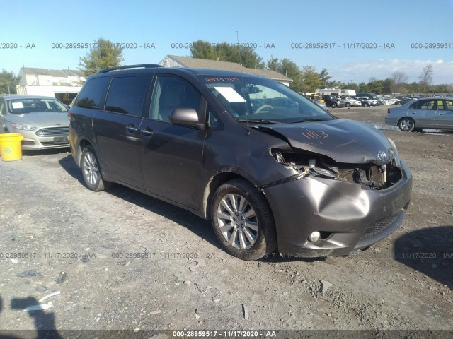 Toyota Sienna (2013)