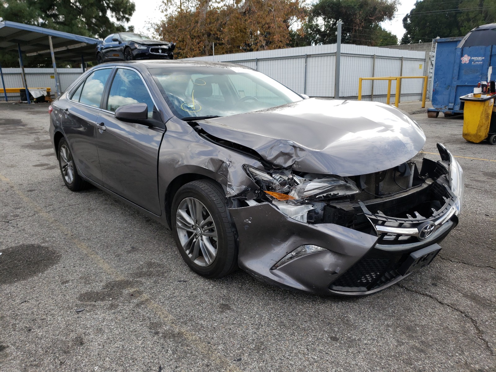 Toyota Camry le (2017)