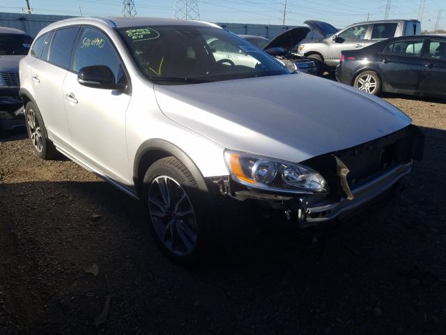 Volvo V60 cross (2018)