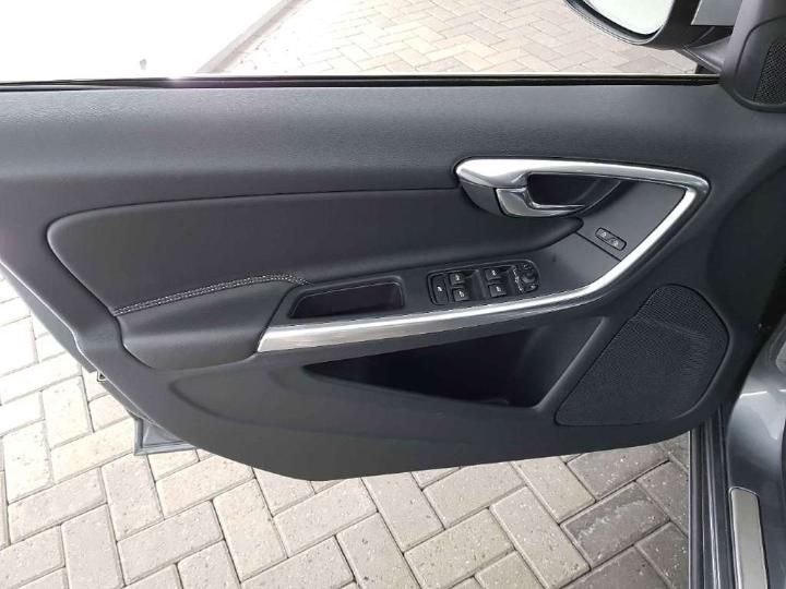 Volvo V60 (2015)